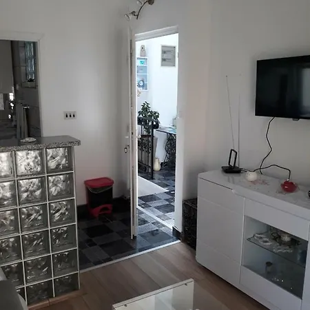 Apartment Lavanda Mali Losinj Exterior photo